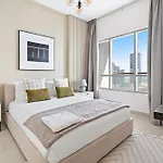 Silkhaus Modern 2 Bdr | Sea View | Oceanscape