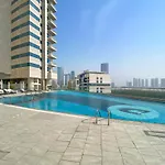 Silkhaus Modern 2 Bdr | Sea View | Oceanscape